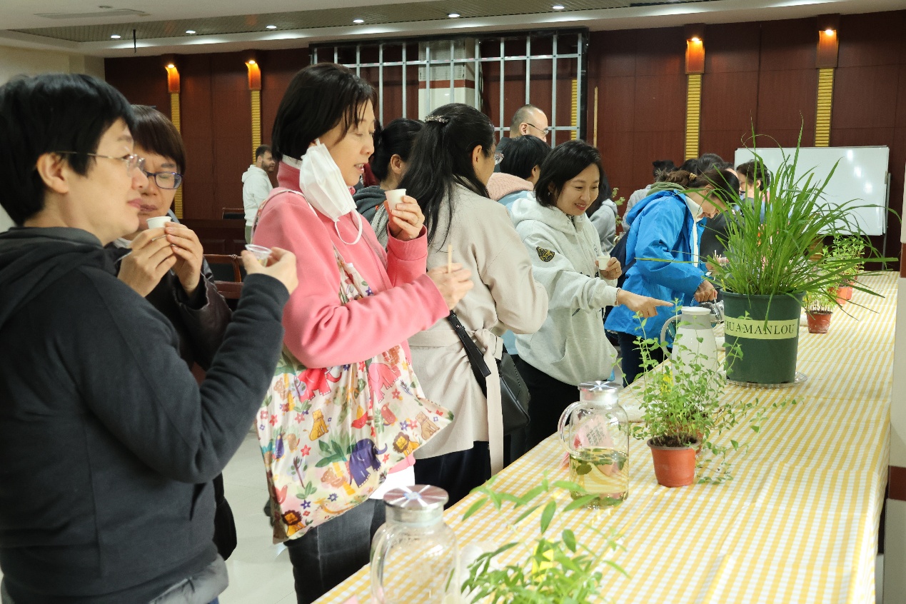 C:\Users\user\Documents\xwechat_files\lili161271_696b\temp\RWTemp\2026-04\176ad8eb26b55a1b4acbedcb0eb93385.jpg